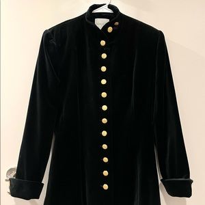 Doncaster gold buttoned coat / dress coat